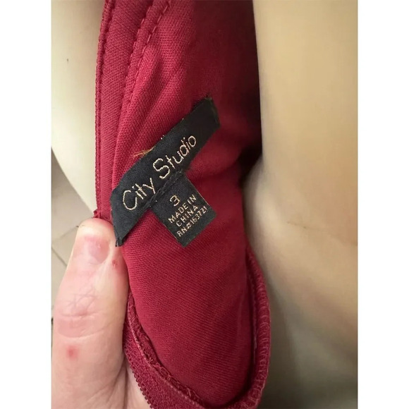 city studio  Deep Red Sleeveless V-Neck Long Evening Dress Size 3 Formal - Picture 8 of 16